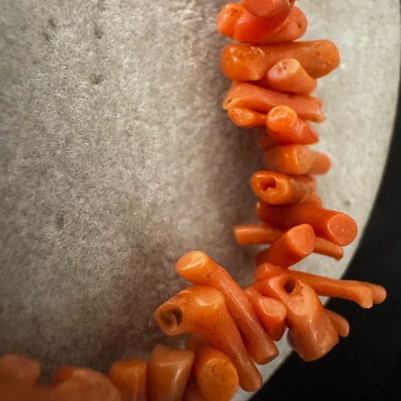 Fab Rare design 14K Gold  Pinkish  Reddish beaded branch Coral Necklace 32.04 g - Picture 8 of 13